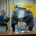 Alberto Prieto (c) recibió el Premio Nacional de Ciencias Sociales en 2019. Foto: habana.cu