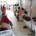 Pacientes del hospital distrital en Eluru, estado de Andhra Pradesh, India, el domingo 6 de diciembre de 2020. Foto: AP.