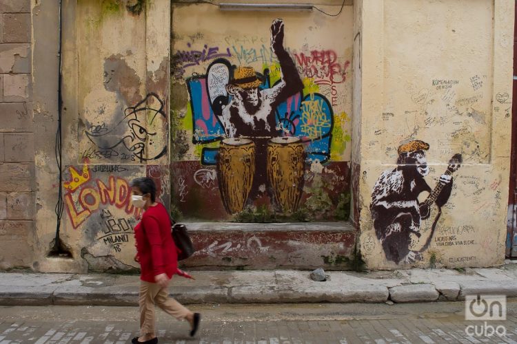 Calle Empedrado, en La Habana. Foto: Otmaro Rodríguez.