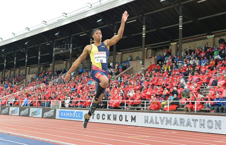 Juan Miguel Echevarría. Foto: Track and Field News.