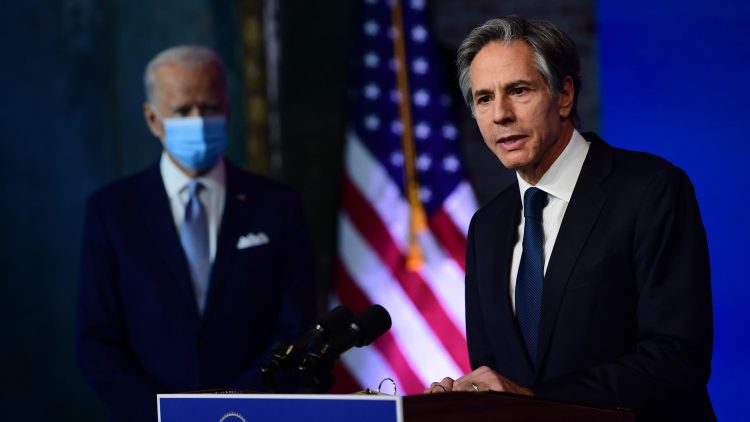 Anthony Blinken (d), secretario de Estado de la Administración Biden. Foto: Carolyn Kaster / AP.