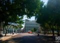 Vista del Parque de la Fraternidad, en La Habana. Detrás, el hotel Saratoga. Foto: Otmaro Rodríguez.