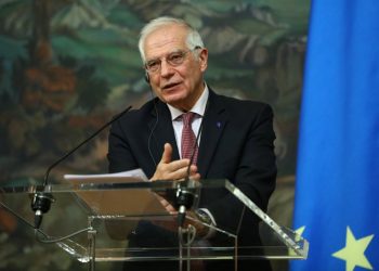 Josep Borrell durante una rueda de prensa conjunta con el ministro de Exteriores de Rusia, Serguéi Lavrov. Foto: Ministerio de Asuntos Exteriores de Rusia/EFE/EPA.