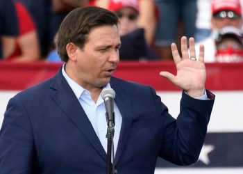 El gobernador de Florida Ron DeSantis. Foto: AP.