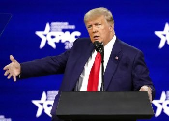 El expresidente Donald Trump da un discurso en la Conferencia de Acción Política Conservadora, el domingo 28 de febrero de 2021, en Orlando, Florida. Foto: AP Foto/John Raoux.