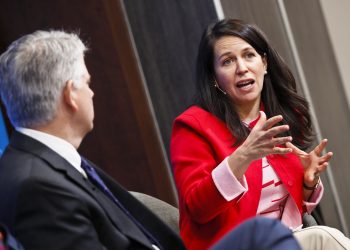 Marcela Escobari (d), nominada por la Administración Biden para organizar el trabajo de la USAID en Latinoamérica y el Caribe. Foto: Brookings Institute / Archivo.