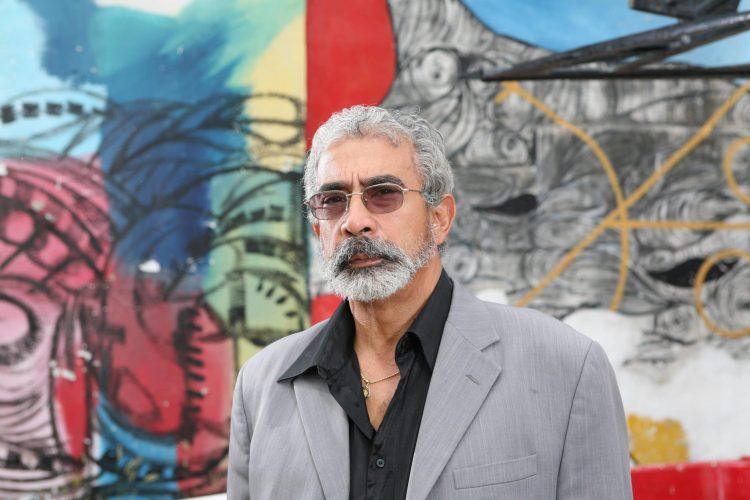 El pintor, escultor y promotor cultural Salvador González (1948-2021). Foto: Cubanoticias.
