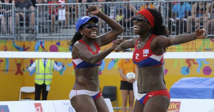 Leila Martínez y Mailen Delís. Foto: Agencia Cubana de Noticias (ACN).