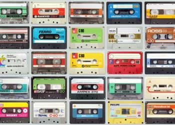 Entre los músicos más jóvenes, el interés por los casetes de audio va en aumento. BOOCYS / Shutterstock