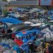 Fotografía de un campamento de migrantes el 4 de mayo de 2021 en la plaza cívica de la Garita el Chaparral, en Tijuana, estado de Baja California (México). Foto: EFE/ Joebeth Terriquez.