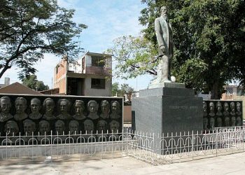 Retablo de los Héroes, en la ciudad de Bayamo. Foto: Radio Bayamo.