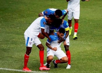 Futbolistas cubanos celebran gol del delantero Onel Hernández en las eliminatorias mundialistas a Catar 2022. Foto: Concacaf / ACN / Archivo.