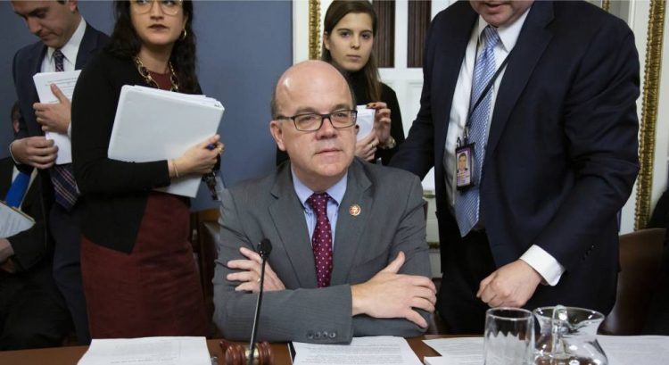 El representante Jim McGovern. Foto: WGBH.