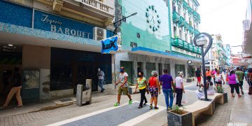 La joyería Letrán Isaac Barquet, hoy local de juegos electrónicos, en el boulevard de San Rafael, en La Habana. Foto: Otmaro Rodríguez.