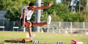 El saltador cubano Juan Miguel Echevarría en el mitin atlético de Castellón, España, el 29 de junio de 2021. Foto: DeporCuba.