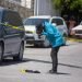 Investigador retrata pesquisas cerca de la casa del presidente haitiano, Jovenel Moise, en Puerto Príncipe, Haití, el 7 de julio de 2021. Moise murió tiroteado en su casa, el miércoles. Fotos: Tcharly Coutin/Xinhua