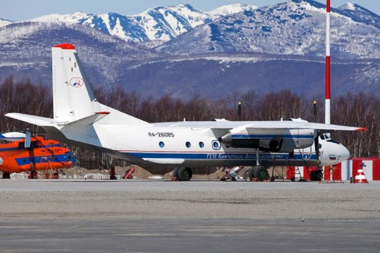 Avión como el accidentado en Rusia el 6 de julio de 2021. Foto: @aviacionhr_info / Twitter.