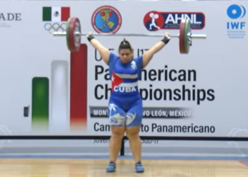 Captura de pantalla de la competencia, en el canal de YouTube de la Federación Panamericana de Levantamiento de Pesas.