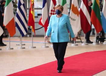 La Canciller Angela Merkel, llega la semana pasada a la reunión del Consejo  de Europa. | Foto: DW