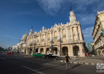 Gran Teatro de la Habana “Alicia Alonso”, ubicado en los alrededores del Parque Central de La Habana, Cuba. Foto: Otmaro Rodríguez