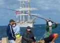 El velero noruego "Statsraad Lehmkuhl" entrando a la bahía de La Habana, el miércoles 24 de noviembre de 2021. Foto: Otmaro Rodríguez.