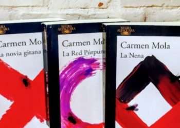 Portadas de los libros de Carmen Mola, autora ganadora del Premio Planeta. Foto: OkDiario.