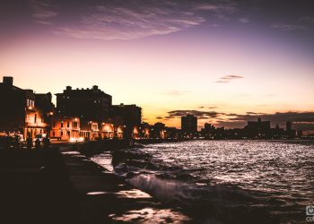 La Habana al atardecer. Foto: Kaloian.