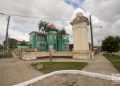 Antigua funeraria Mauline, hoy casa de la cultura Justo Vega, en Santa Amalia, La Habana. Foto: Otmaro Rodríguez.