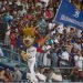 La fanaticada del equipo Industriales, en la grada del Estadio Latinoamericano, en La Habana. Foto: Otmaro Rodríguez.