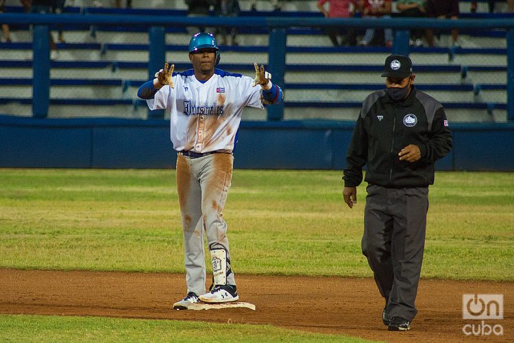 Andrés Hernández ha sido sancionado por enviar un video de felicitación a una página de Facebook. Foto: Otmaro Rodríguez.