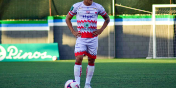 El delantero cubano Luis Javier Paradela, jugador del club costarricense Santos Guápiles. Foto: Blog del Fútbol Cubano.