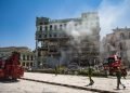 Vista del Hotel Saratoga, en La Habana, tras la explosión ocurrida en el lugar este viernes 6 de mayo de 2022. Foto: Otmaro Rodríguez.