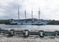 El buque escuela de la Armada española Juan Sebastián de Elcano, entran a la bahía de La Habana el jueves 12 de mayo de 2022. Foto: Otmaro Rodríguez.