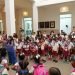 Niños de la escuela primaria Concepción Arenal, afectada por la explosión ocurrida en el hotel Saratoga, son recibidos en la escuela Rafael María de Mendive, para el reinicio de sus actividades docentes, el lunes 9 de mayo de 2022. Foto: Ana Fernández de Lara / ACN.