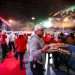 Cientos de maestros pizzeros participan en la segunda edición del Campeonato Panamericano de la Pizza, un evento que se extendió hasta el miércoles para elegir a la mejor pizza del continente, en Buenos Aires. Foto: Juan Ignacio Roncoroni/Efe.