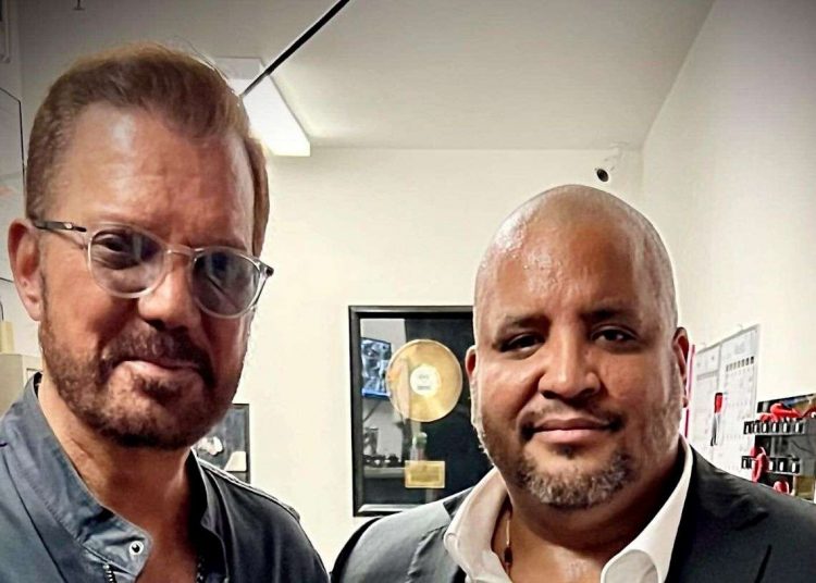 Willy Chirino y Michel Mirabal Foto: Michel Mirabal/FB.