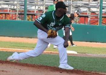 El pitcher cubano Yoanni Yera, del equipo mexicano Olmecas de Tabasco. Foto: poderycritica.com