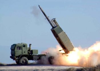 Un High Mobility Alert Rocket System (HIMARS) de los entregados a Ucrania por EEUU. Foto: Wikipedia.