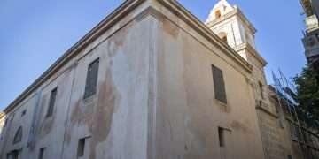 Fotografía exterior del antiguo Convento de Santa Clara, en La Habana, el cual atraviesa una profunda restauración para reconvertirlo en escuela de arte. Foto: Yander Zamora / EFE.