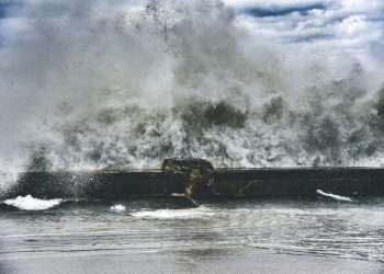 Octubre de 2005: fuerte penetraciones del mar en La Habana tras el paso del huracán Wilma de categoría 5.