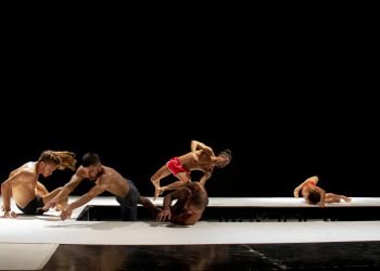 Ensayo de la obra “Brutal”, coreografía de Nelson Reguera. Compañía de Rosario Cárdenas.