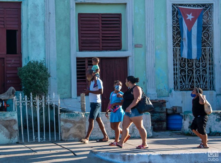 El referendo dio el “Sí” al nuevo Código de las Familias con el 66.87 % de los votos emitidos, 3 936 790 de ciudadanos, de un total de 8 447 467 personas registradas en el padrón electoral. Foto: Kalooan/Archivo.