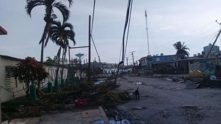 La Coloma, poblado por el cual Ian tocó tierra cubana. Foto: Tele Pinar.