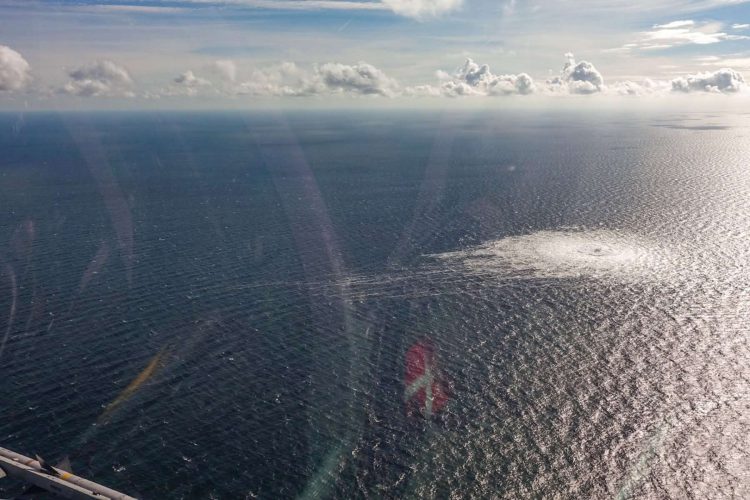 Vista aérea de las explosiones. Foto: Gobierno Danés.