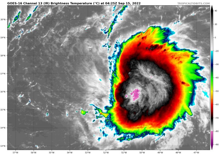 En las próximas 12 a 24 horas este sistema continuará con similar rumbo y velocidad de traslación. Imagen: Insmet.