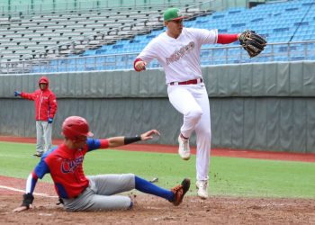 Momento del partido entre Cuba y México en el Mundial sub-23 de béisbol. Foto: wbsc.org