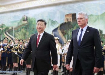 Xi Jinping en la ceremonia de bienvenida en Beijing al presidente cubano, el 8 de noviembre de 2018. Foto: Wang Ye/Xinhua.