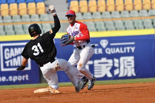 Momento del partido entre Cuba y Alemania en la Copa Mundial de Béisbol Sub-23, en Taiwán. Foto: Jit.