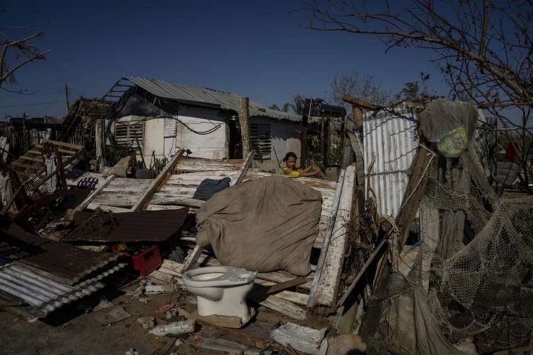 La ayuda fue gestionada en respuesta al pedido del Gobierno cubano tras el incendio en Matanzas y el posterior paso del huracán Ian. Foto: Ramón Espinoza / AP