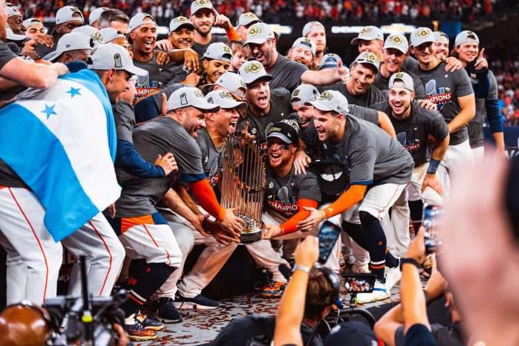 Tras una emocionante victoria, los Houston Astros se coronaron campeones de la Serie Mundial por segunda vez en la historia. Foto: Houston Astros.